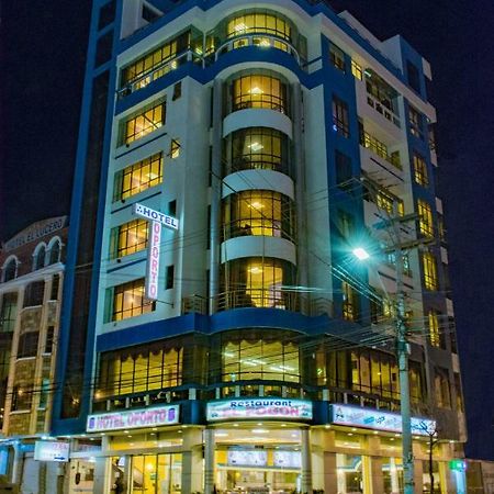 Hotel Oporto 오루로 외부 사진